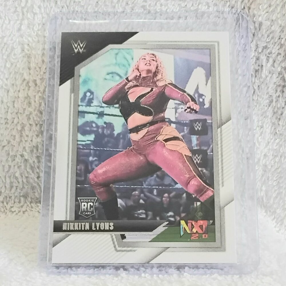 5/$20 Mint 2022 Panini Nikkita Lyons RC NXT/WWE Card 69!!